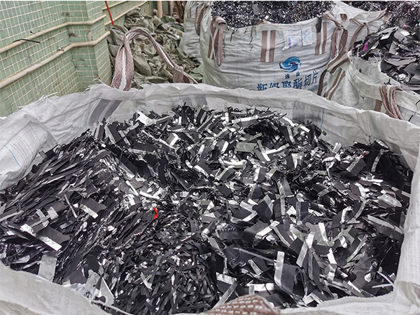 電池正負(fù)極回收 廢鋰電池回收利潤大